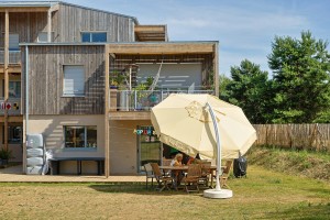 devant la salle commune